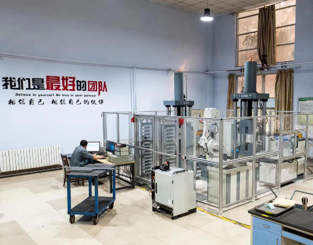 全自动质料拉伸系统